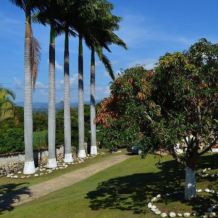Hotel Casona Las Juanas San Jose de Pare ภายนอก รูปภาพ